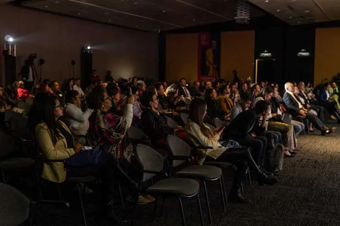 Público sentado en un auditorio durante la gala de los Premios Mujeres Épicas 2023